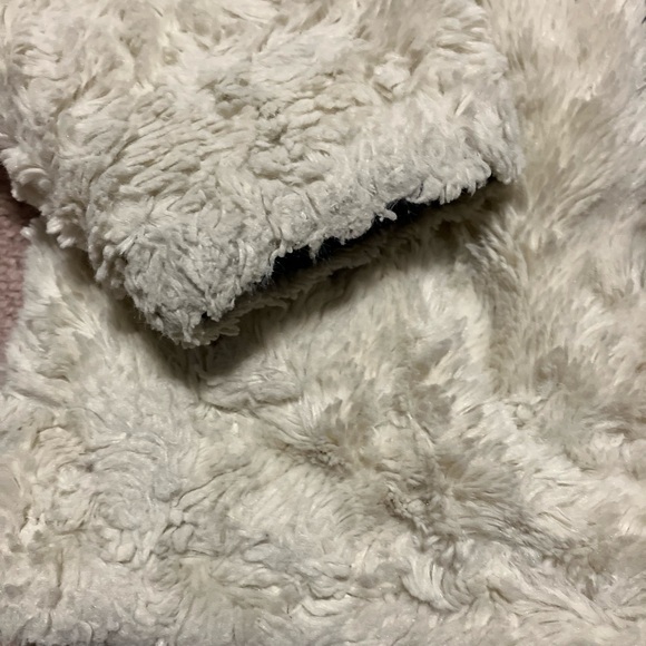 The North Face Mossbud Swirl Reversible Jacket, Navy/Cream - Size 5T (GUC) - Picture 9 of 14